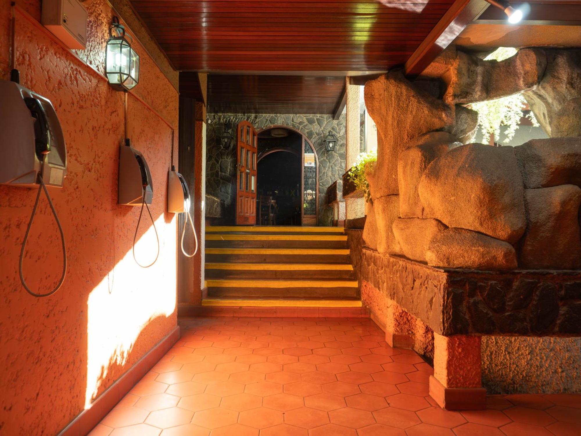 Hotel El Arroyo Caracas Kültér fotó